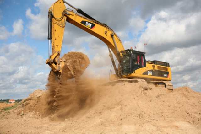 Депутата одного из местных советов Киевщины подозревают в незаконной добыче песка почти на 32,5 млн гривен