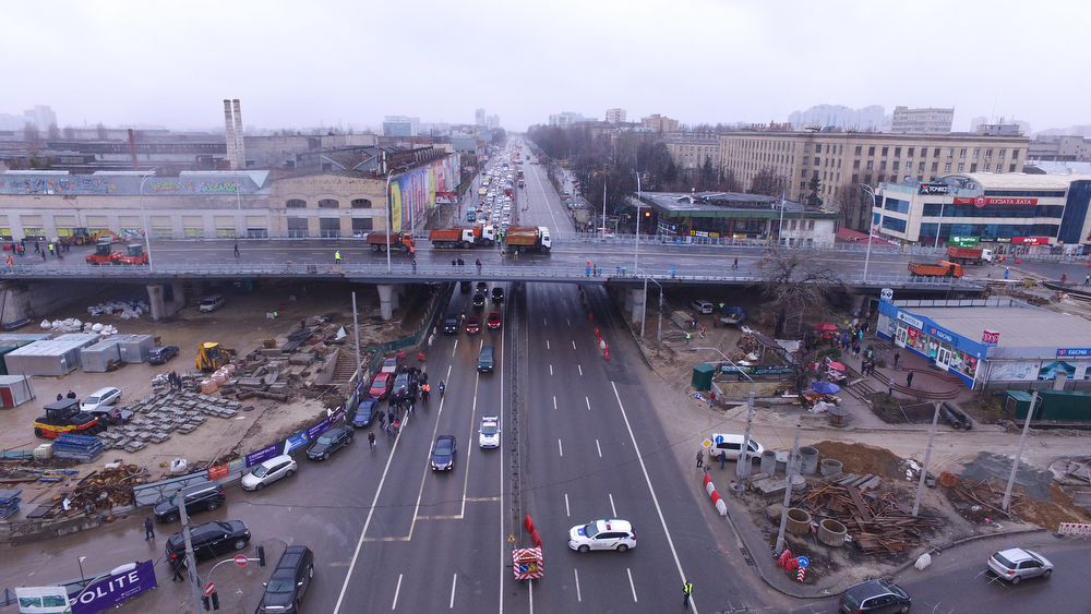 Шулявский путепровод в Киеве испытали перед открытием движения (фото)