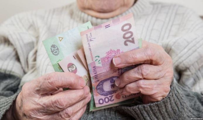 В Украине с 1 декабря в автоматическом режиме начнется перерасчет пенсий