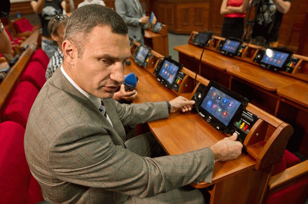 Владимир Прокопив предложил нардепам Верховной Рады протестировать систему голосования Киевсовета