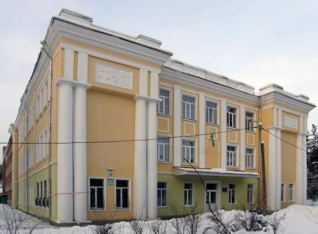 Нардеп Забуранная попросила Кличко отремонтировать школу на Алма-Атинской, 113