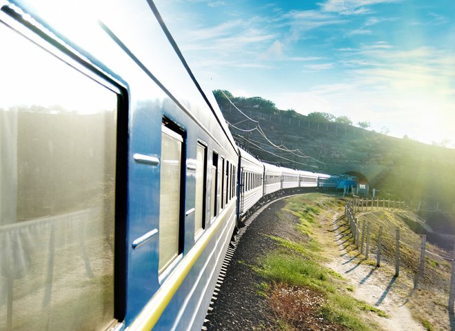 “Укрзализныця” к 8 Марта назначила уже 16 дополнительных поездов, дополнительные рейсы и продлила маршруты