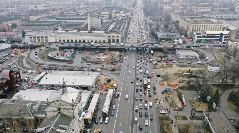 От столичных властей потребовали открыть проход возле Шулявского моста