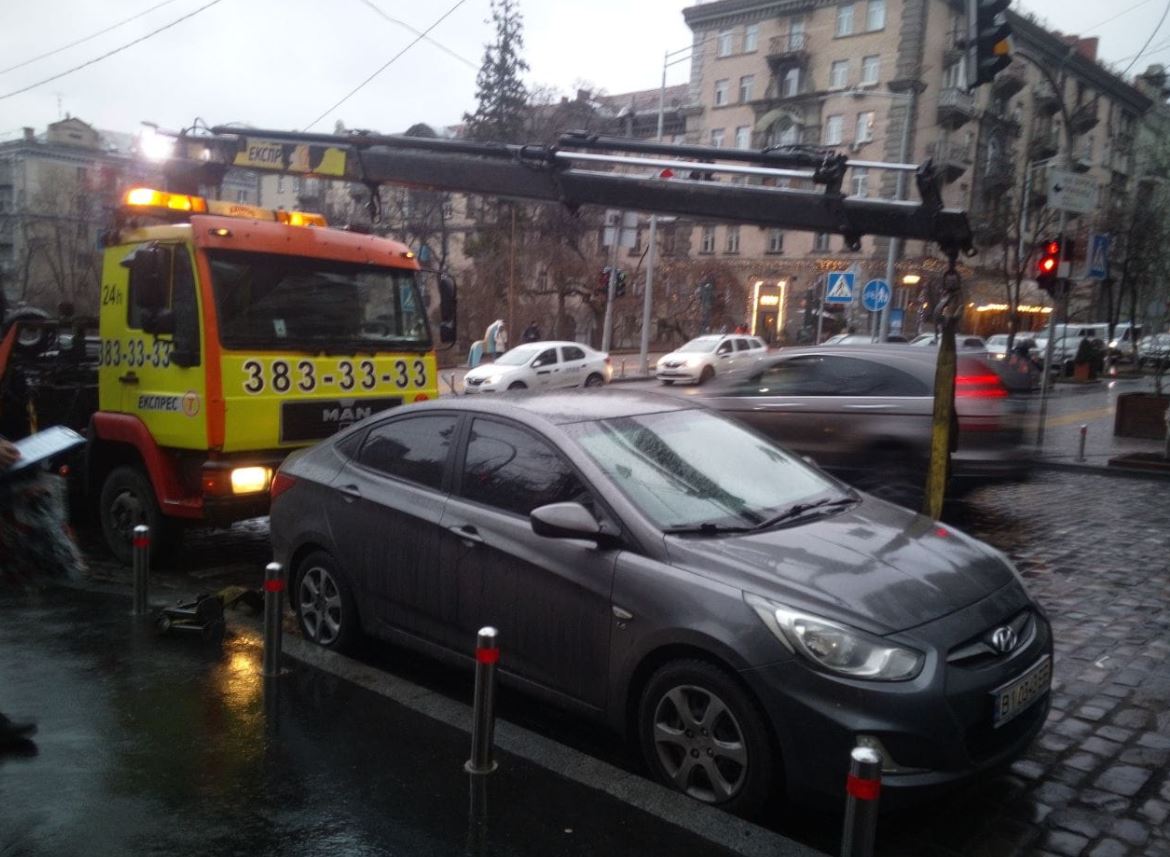С июля 2019 года в Киеве за неправильную парковку выписали штрафов на 4,1 млн гривен