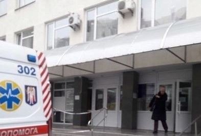 В очереди к врачу в поликлинике Голосеевского района Киева умер 48-летний мужчина