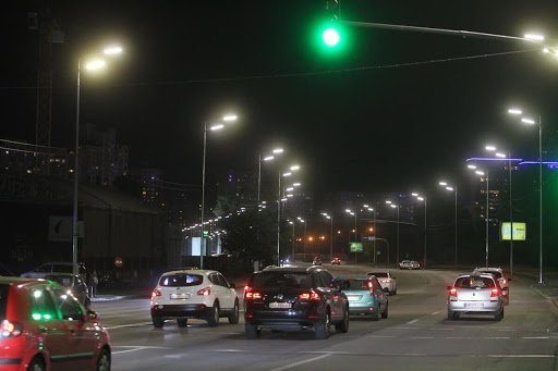 Столичной власти предложили оптимизировать программу установки дополнительного освещения на пешеходных переходах