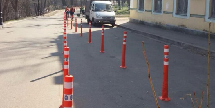 В центре Киева продолжается борьба с незаконными парковками