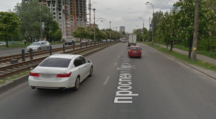 Завтра, 28 апреля, будет перекрыто движение на части проспекта Гузара в Киеве (схема)
