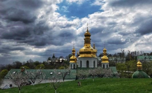 В Киево-Печерской лавре объявили о закрытом режиме проведения богослужений