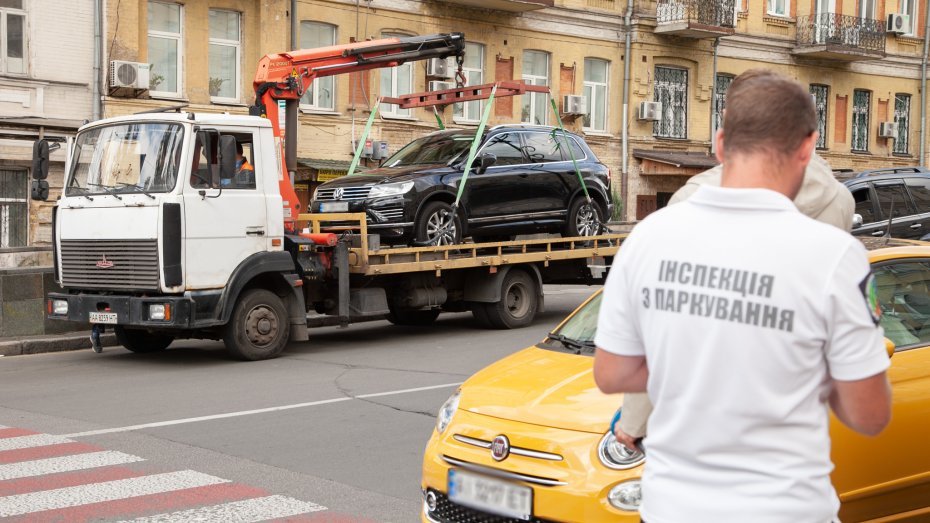 С июля прошлого года в Киеве за неправильную парковку выписали штрафов на 7,2 млн гривен