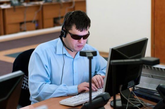 КГГА может выделить почти 4 млн гривен помощи предприятию Украинского общества слепых