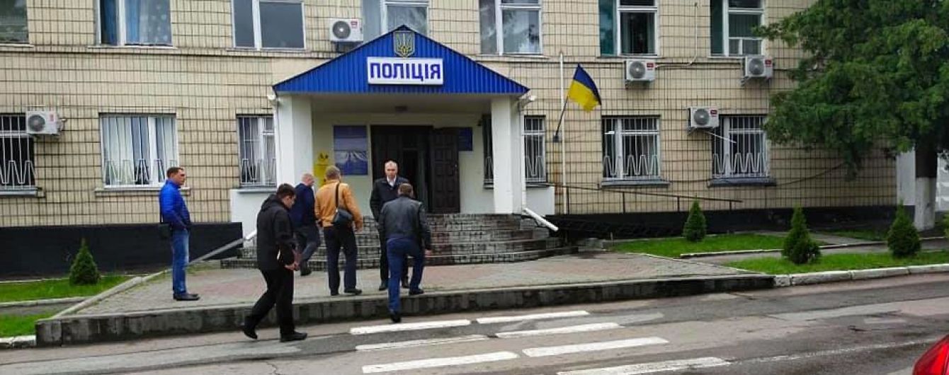 Изнасилование и пытки в Кагарлыке: у полицейских Киевщины проверят психику