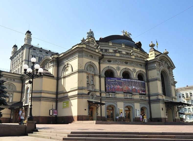 Национальная опера нуждается в срочном ремонте сетей и подземных залов