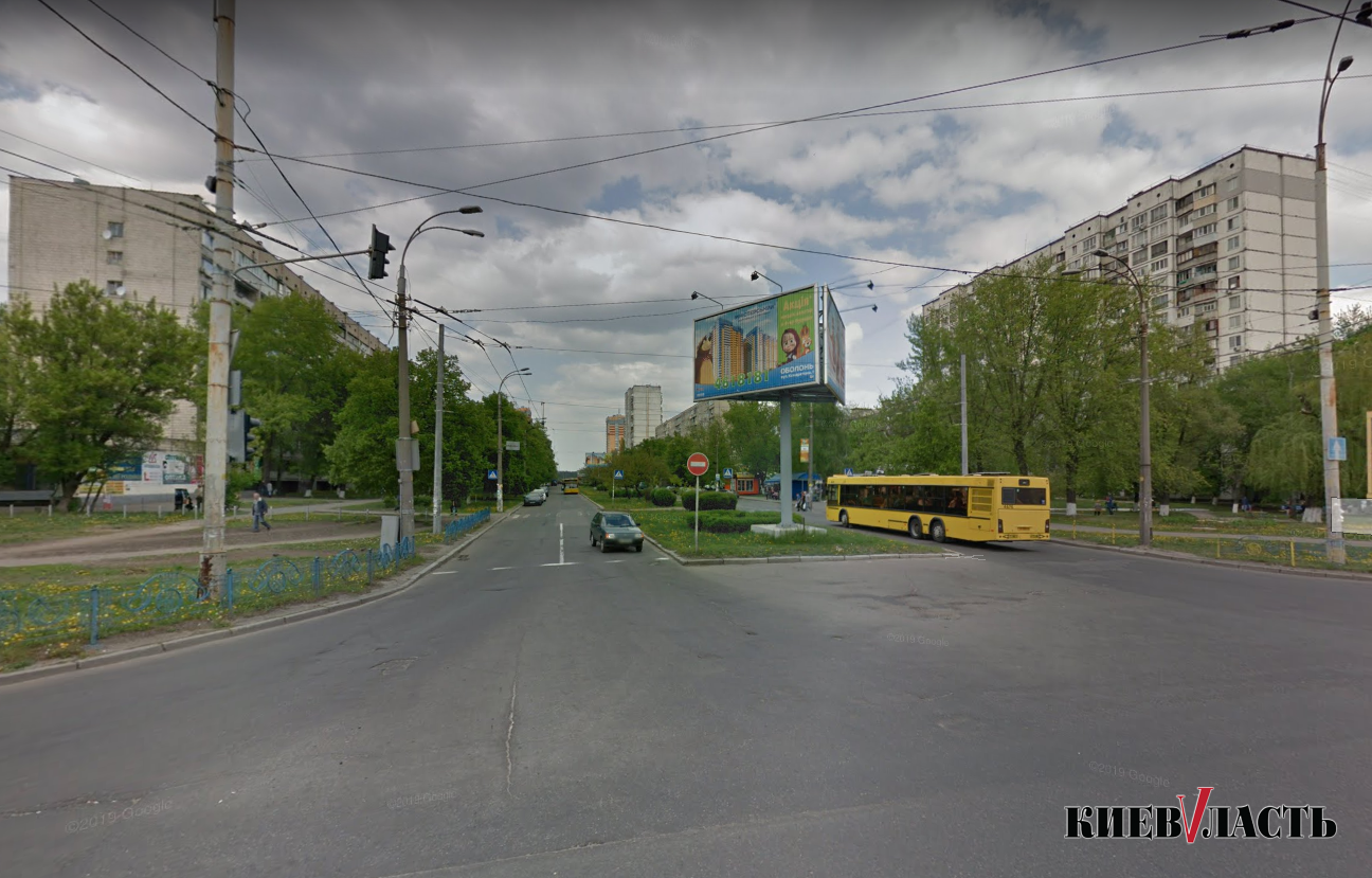 На столичном проспекте Рокоссовского в ночь на 4 июня ограничат движение транспорта