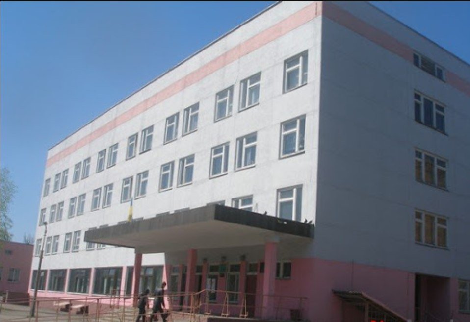 Фасад детской поликлиники Соломенского района утеплят за 11,6 млн гривен