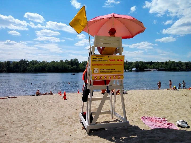 На одном столичном пляже запрещено купаться, еще на четырех - не рекомендуется