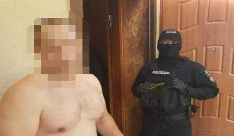 Полицейские сообщили о подозрении “смотрящему” по одному из городов Киевщины