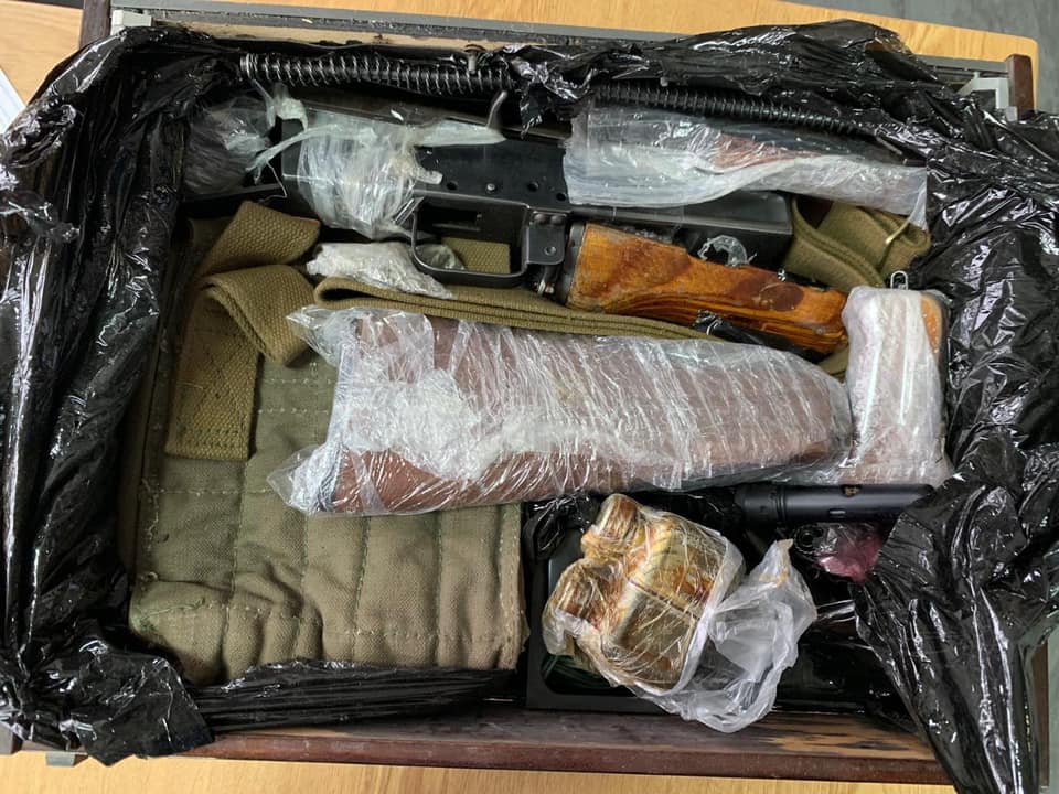 Киевские таможенники выявили 91 факт незаконного перемещения оружия и боеприпасов через границу с помощью почтовых и экспресс-отправлений
