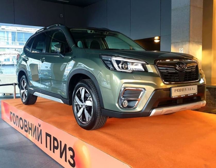 В ТРЦ Gulliver объявили о розыгрыше 17 октября автомобиля Subaru Forester