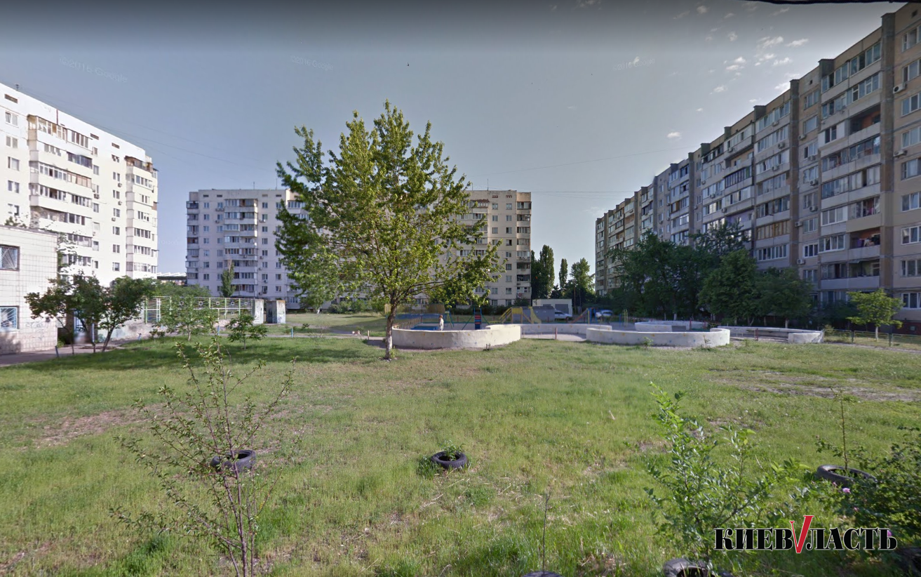 Госгеокадастр почти 5 лет не вносит в земельный кадастр информацию о сквере на улице Северной в Киеве