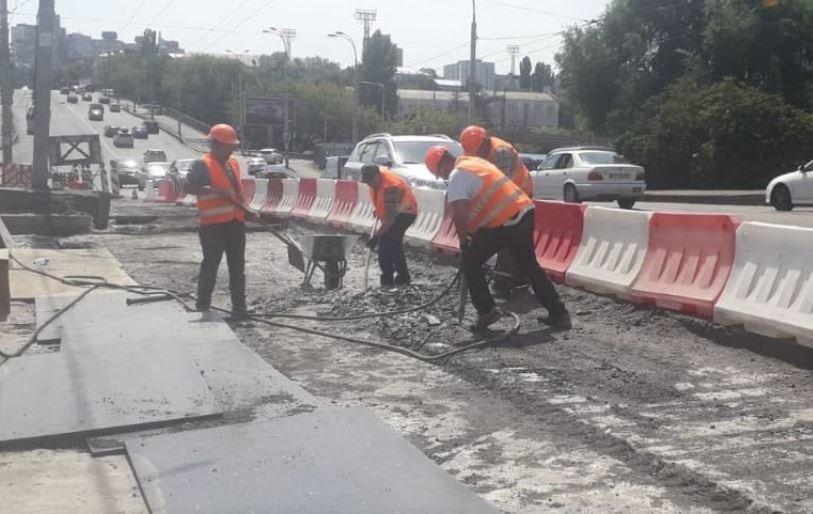 На улице Славгородской в Киеве 5 августа будет частично перекрыто движение (схема)