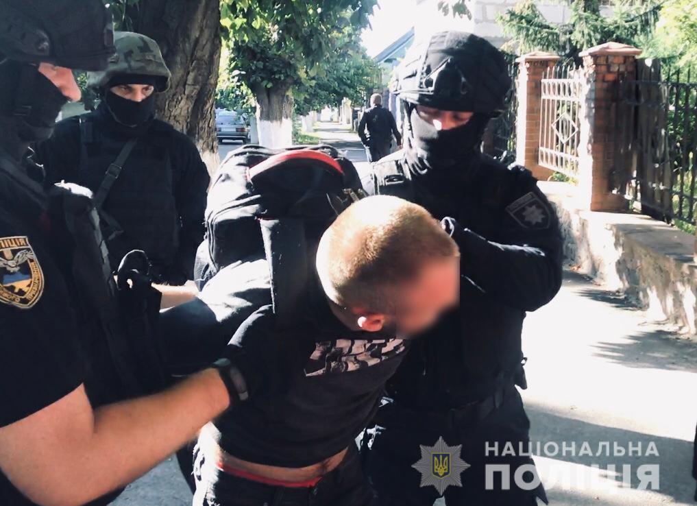 Полиция задержала наркодилера, который сбывал товар через телеграмм-канал в Макаровском районе Киевщины (фото, видео)