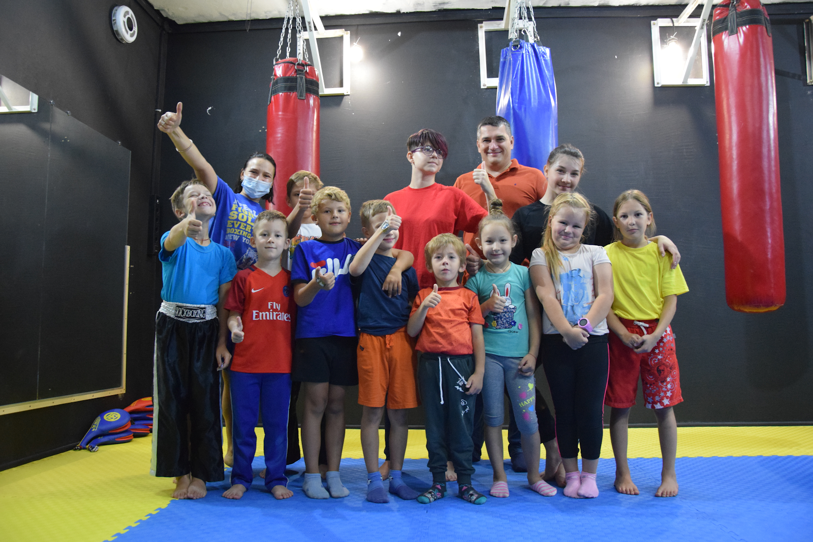 У Софіївській Борщагівці до Дня спорту відбулися показові виступи з кікбоксингу