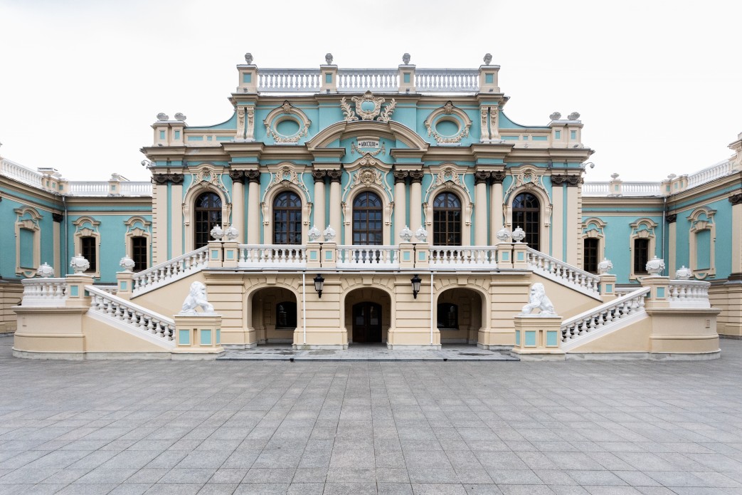 Мариинский дворец в Киеве обещают открыть для посетителей с 4 сентября (фото)