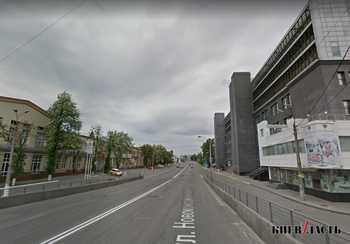 На улице Новоконстантиновской из-за аварии на водопроводе будет ограничено движение транспорта