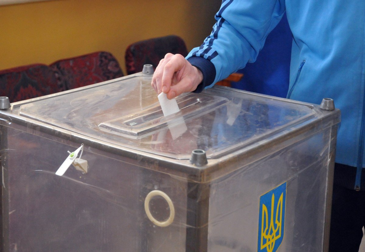 КВУ: ОПЗЖ та Левченко зірвали “нарізку” округів на виборах у Києві