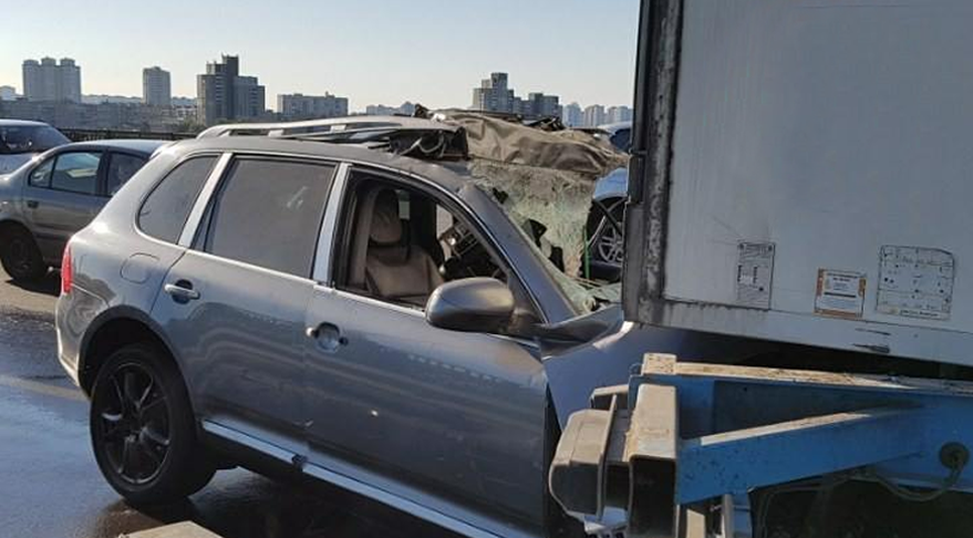 Суд признал двух водителей виновными в смертельном ДТП на столичном мосту Патона