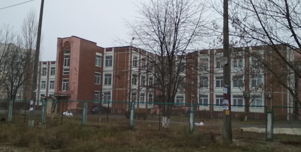 Родители воспитанников детсада в Дарницком районе Киева недовольны ремонтом игровых площадок