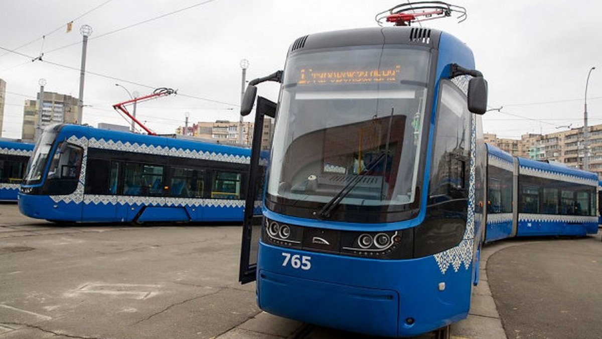 Движение одного из киевских скоростных трамваев будет закрыто с сегодняшнего вечера до утра 5 октября
