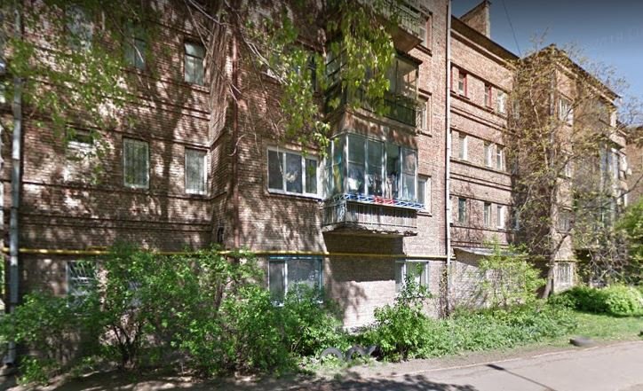 В Соломенском районе Киева горячей водой затопило 4 этажа жилого дома (видео)