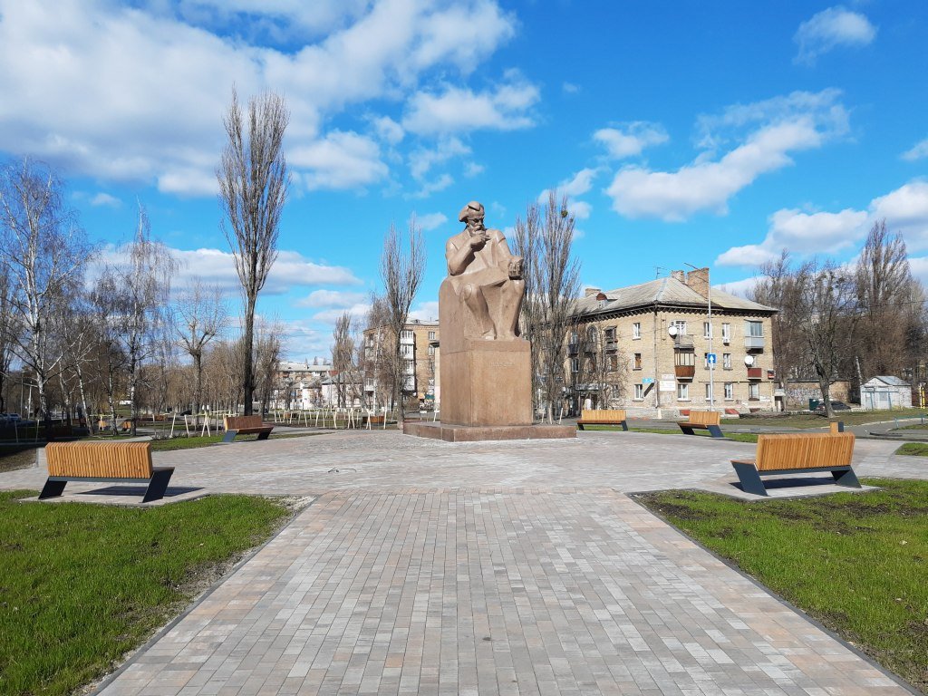 “Киевзеленстрой” за 13 млн гривен отремонтирует бульвар Вернадского и два парка