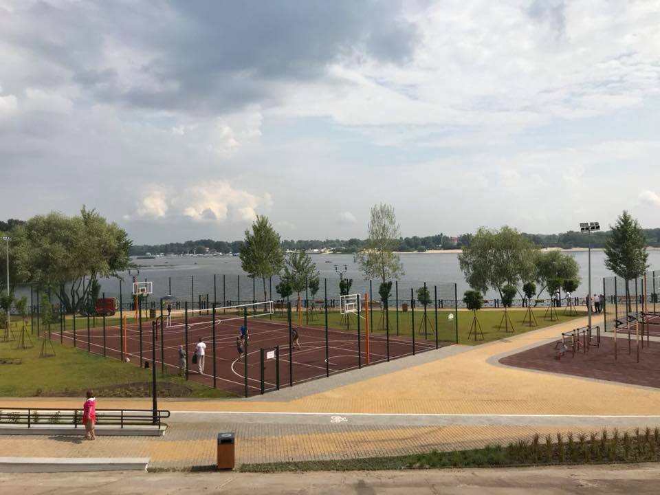 Недавно реконструированный парк отдыха “Оболонь” подтапливает после дождей, - депутат Киевсовета