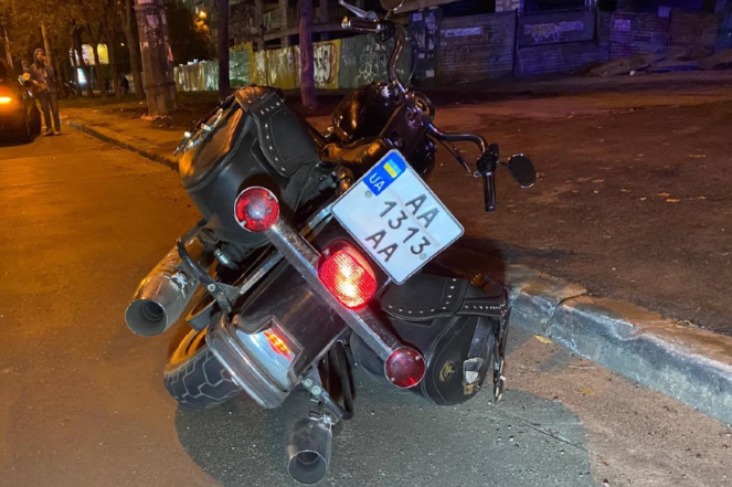 На столичном проспекте Правды мотоциклист устроил ДТП с пятью пострадавшими (фото, видео)