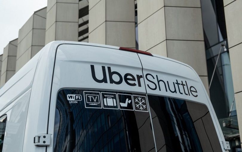 Главу департамента транспорта КГГА Осипова просят проверить законность остановки для автобусов Uber Shuttle на столичном проспекте Победы