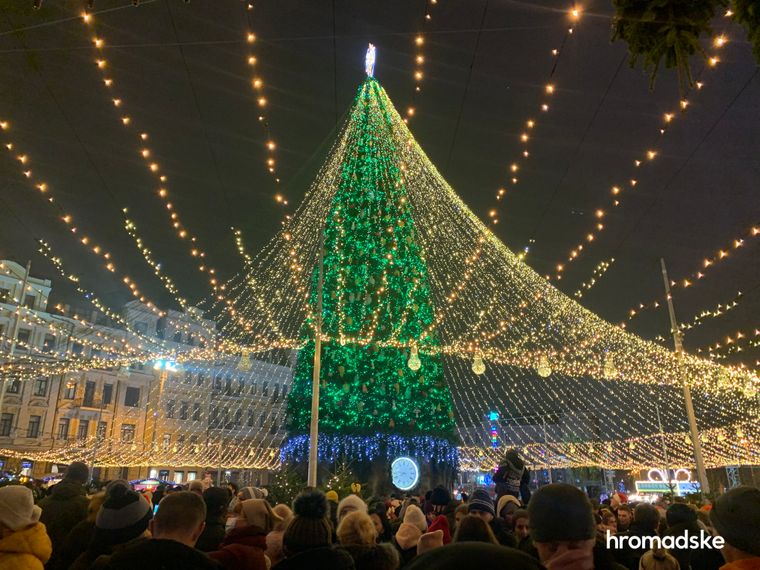 Госпродпотребслужбы не намерена ограничивать доступ к главной елке страны на Софиевской площади столицы
