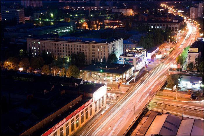Власти Киева пообещали к новогодней ночи восстановить работу фонарей на Шулявском путепроводе