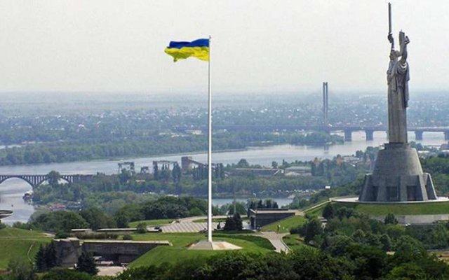 Мэр Киева поздравил военных с Днем Вооруженных сил Украины
