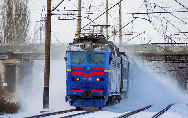 “Укрзализныця” назначила дополнительный поезд в Карпаты на период зимних праздников