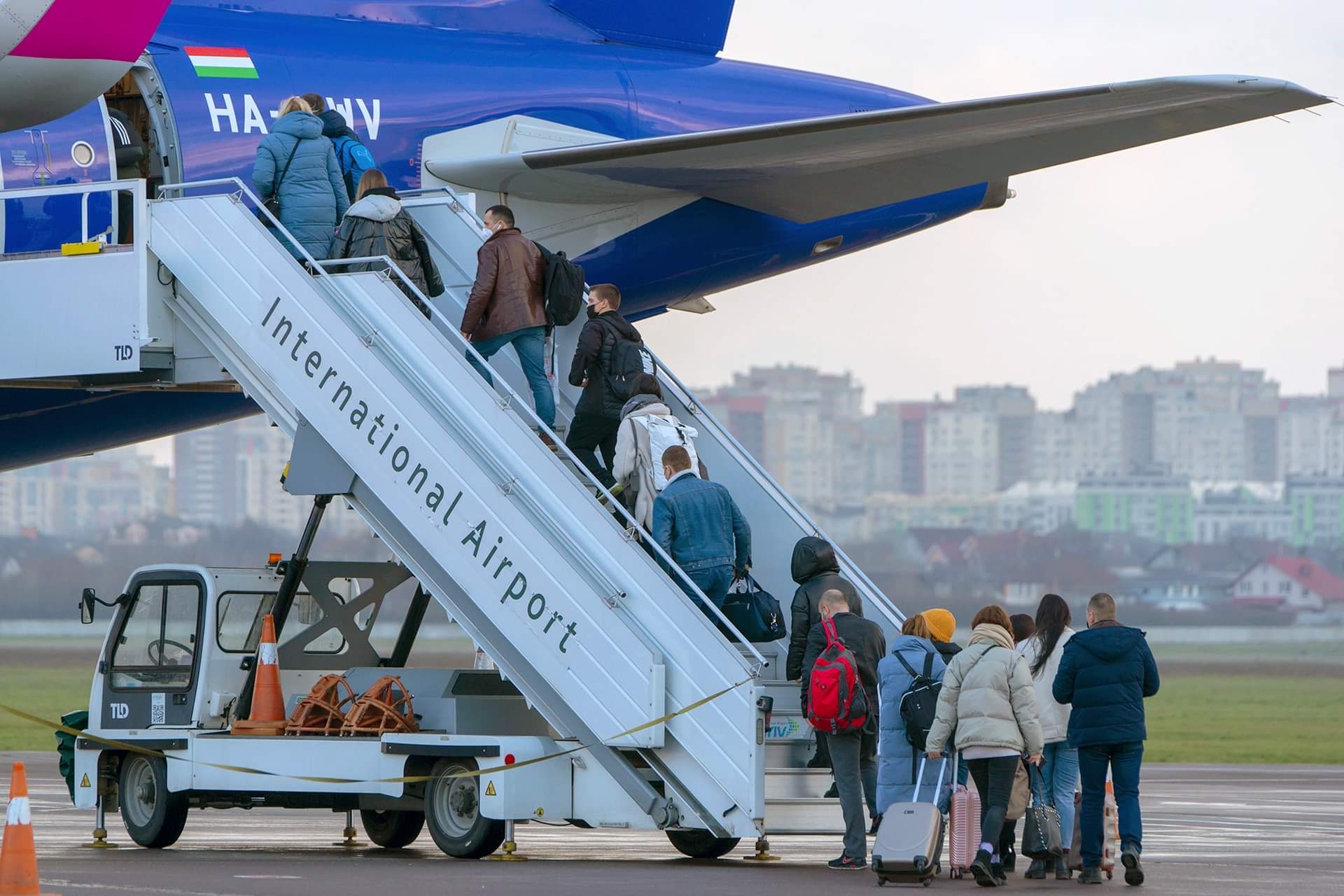 Пассажиропоток аэропорта “Киев” в декабре составил 33,6 тысяч пассажиров