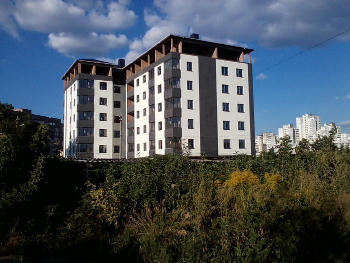 Прокуратура отстояла в апелляции решение о сносе самовольно построенной многоэтажки на Соломенке