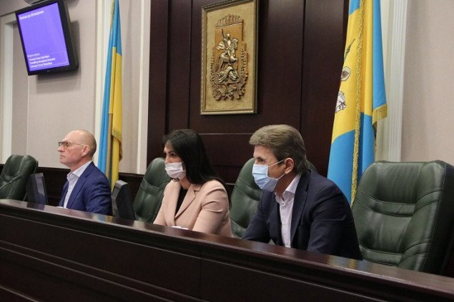 Депутаты фракции “За Майбутне” требуют от Киевоблсовета включить их в состав постоянных комиссий