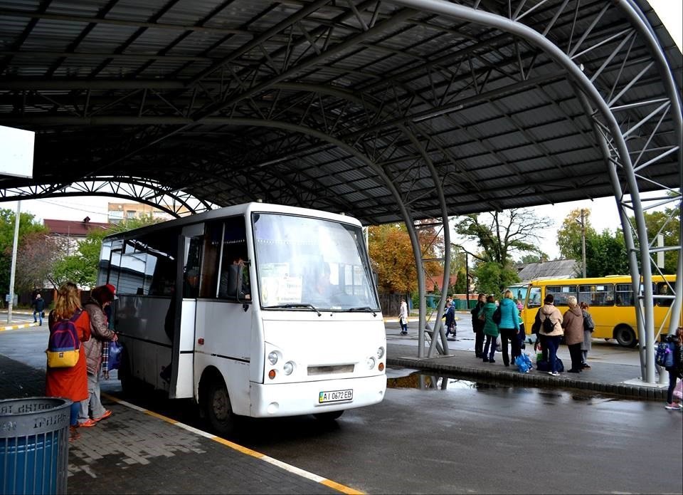 В Ирпене местный перевозчик повысил стоимость проезда до Киева
