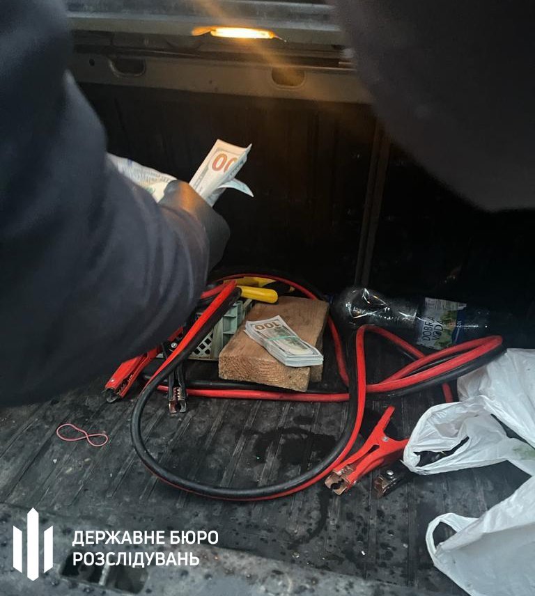 ГБР задержало на Киевщине очередного подозреваемого во взяточничестве полицейского
