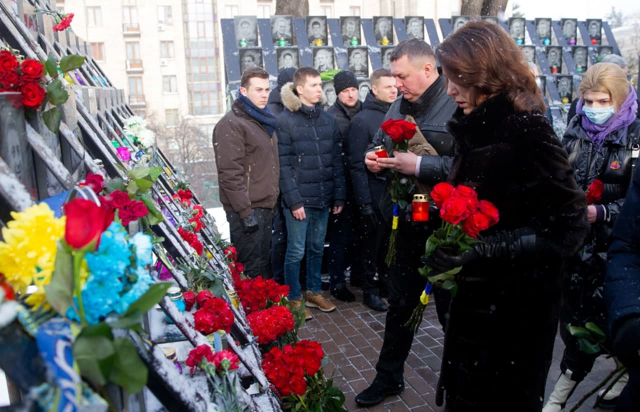 В Киеве почтили память Героев Небесной Сотни и вручили награды участникам Революции Достоинства (фото)