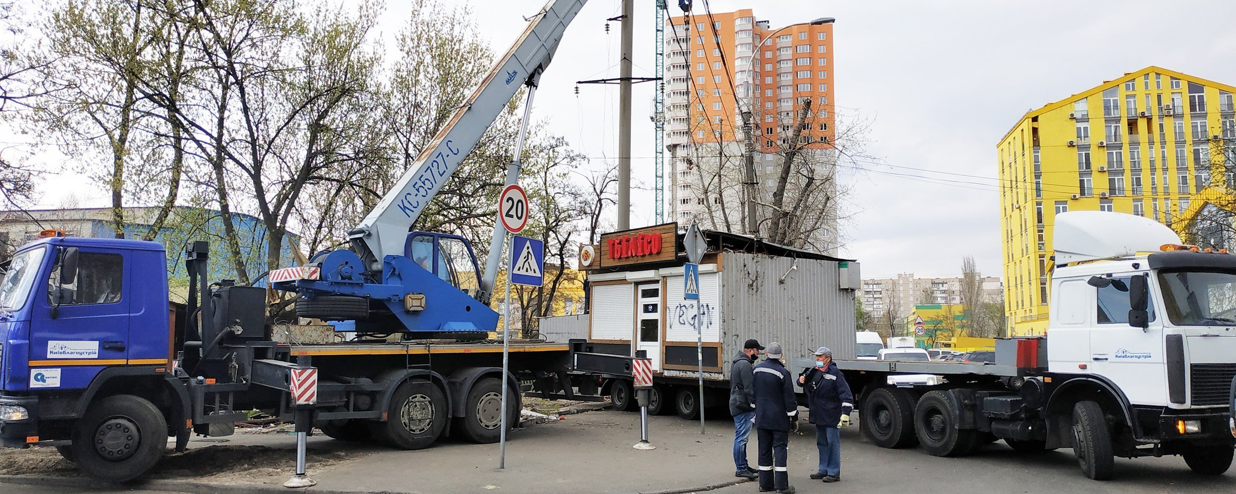 Власти Киева приняли решение о сносе 38 элементов благоустройства (адреса)