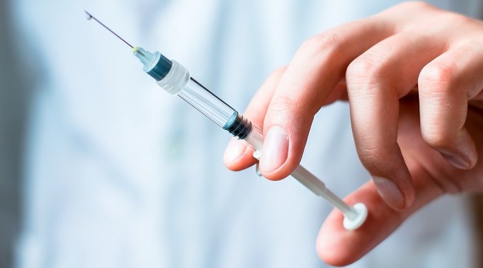 Скільки людей на Київщині вже отримали щеплення проти COVID-19 та якою вакциною